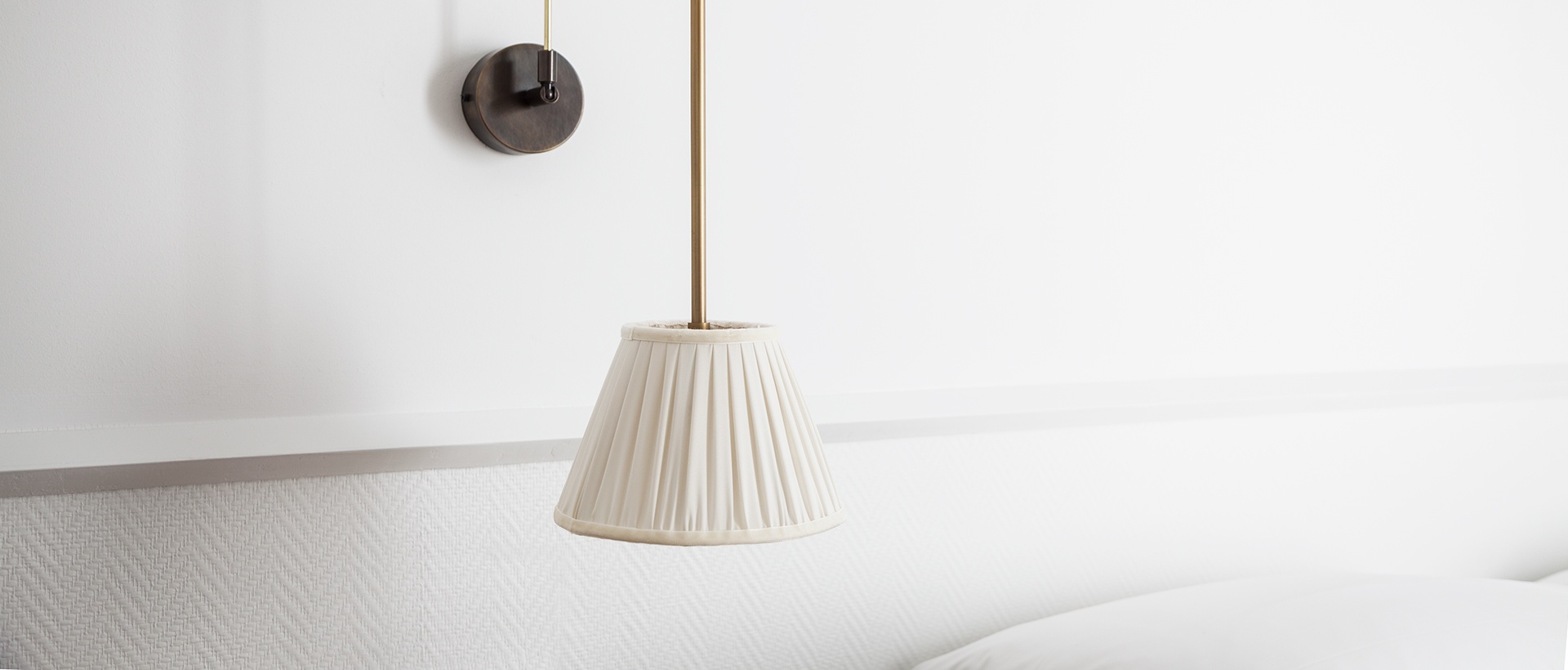 Lampe im Zimmer des Senato Hotels Milano